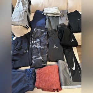 Kids bundle size L some have slight wear but most in very good condition